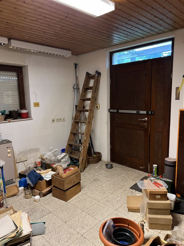 Freistehendes EFH mit Garage u. Carport in Halbhöhenlage mit Blick auf die Rheinebene – Weingarten (Baden) – Vorschaubild 8