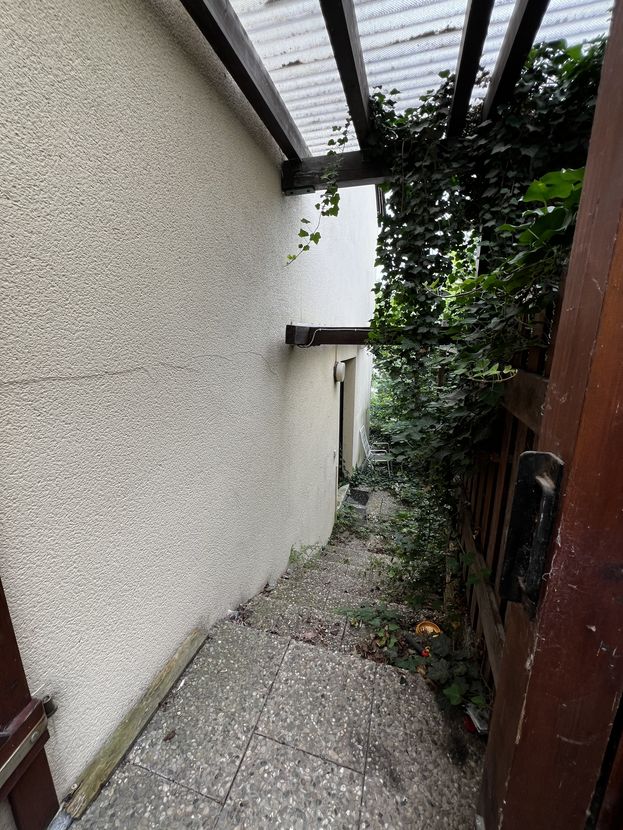 Freistehendes EFH mit Garage u. Carport in Halbhöhenlage mit Blick auf die Rheinebene – Weingarten (Baden) – Vorschaubild 18