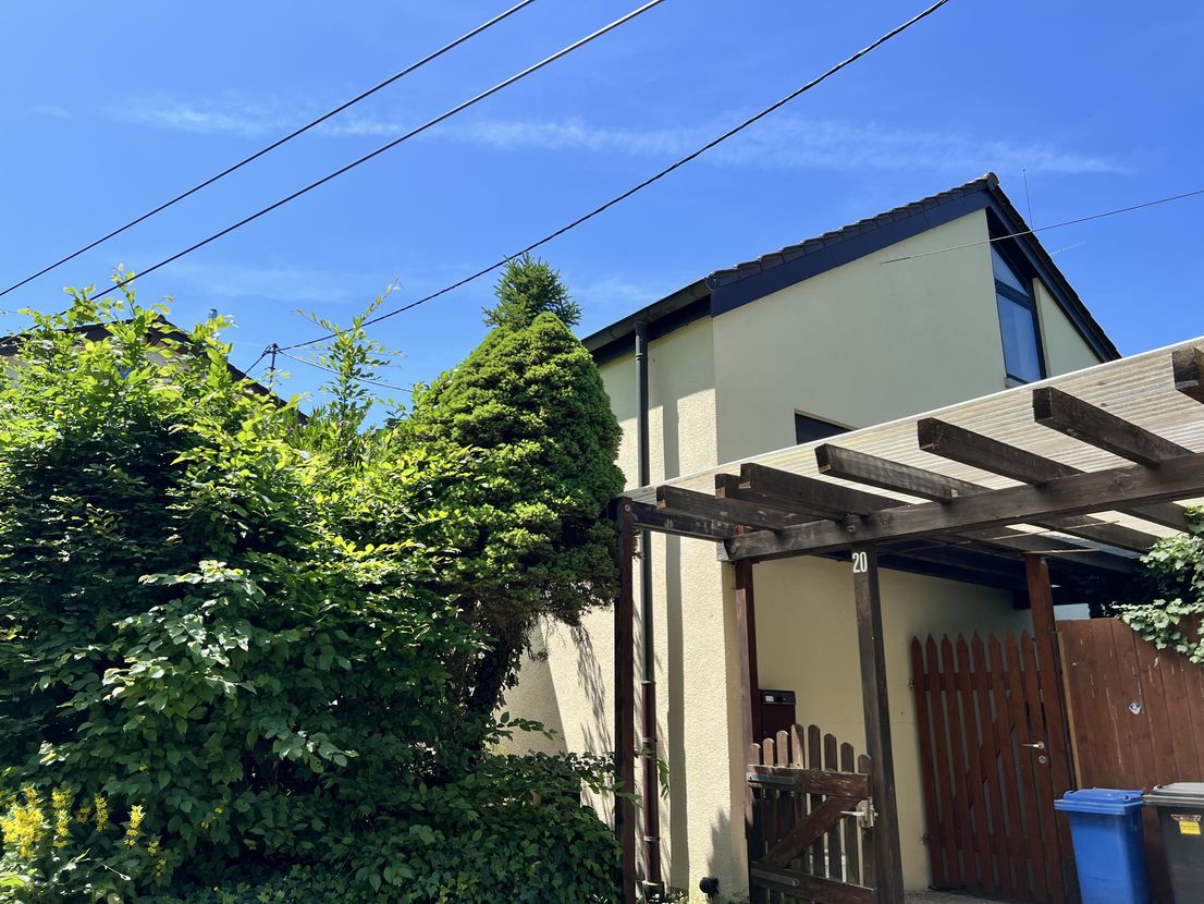 Freistehendes EFH mit Garage u. Carport in Halbhöhenlage mit Blick auf die Rheinebene – Weingarten (Baden) – Vorschaubild 79