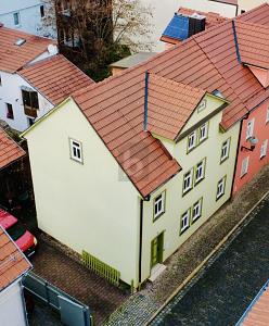SEHR GEPFLEGT, HOCHWERTIG, ZENTRALE LAGE