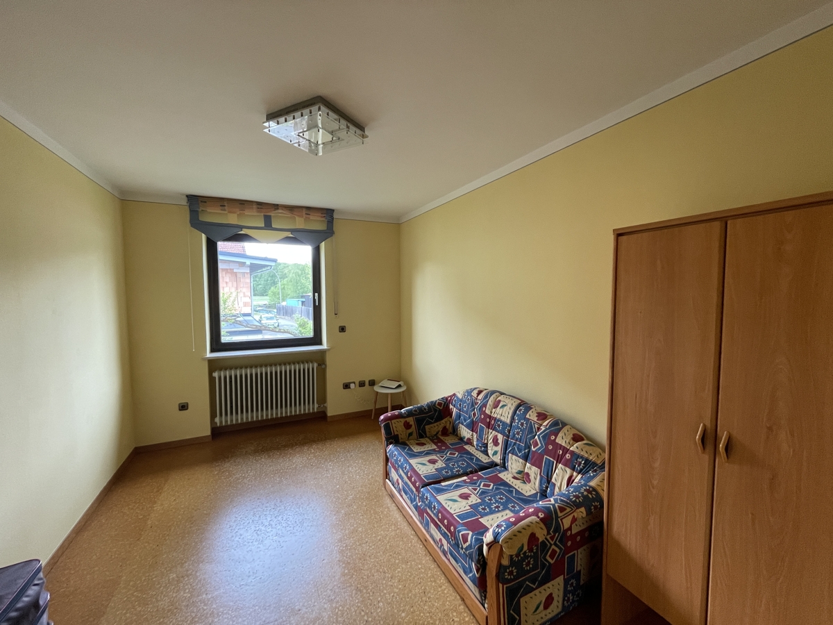 Einfamilienhaus in ruhiger Lage mit Terrasse und Balkon! – Pleystein – Vorschaubild 8