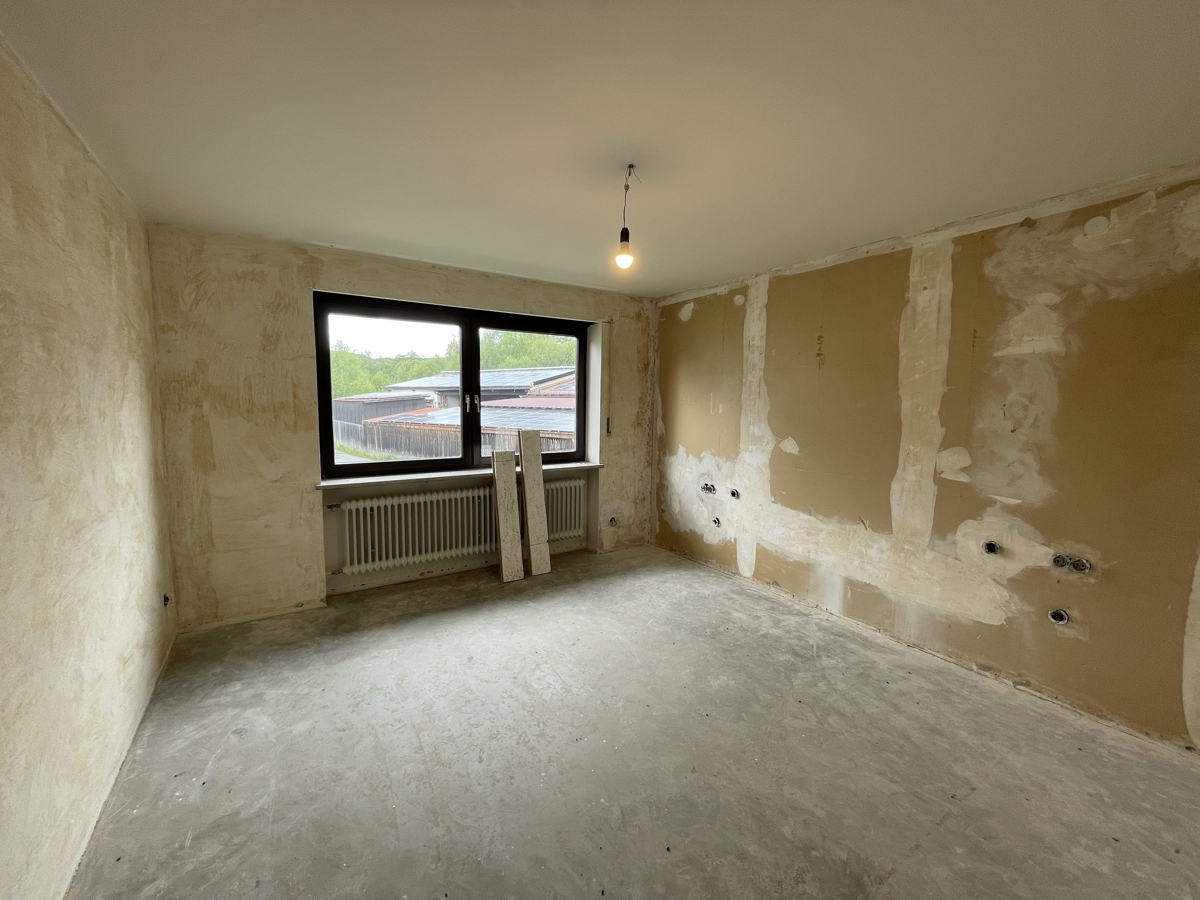 Einfamilienhaus in ruhiger Lage mit Terrasse und Balkon! – Pleystein – Vorschaubild 11