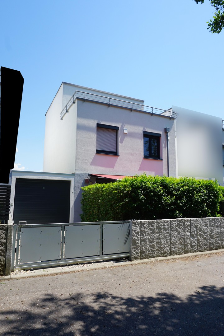 Modernes Kettenhaus mit KfW-55-Standard und hochwertiger Ausstattung – Schorndorf – Vorschaubild 2