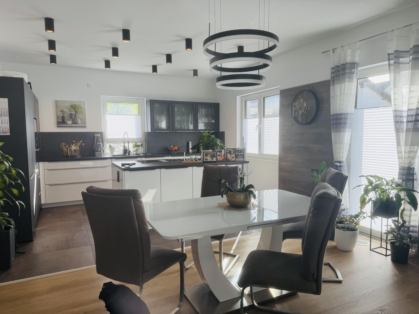 Moderner Bungalow – hochwertig ausgestattet, energieeffizient und naturnah – Geisingen – Vorschaubild 5