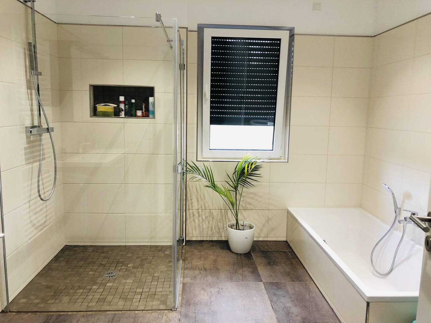Moderner Bungalow – hochwertig ausgestattet, energieeffizient und naturnah – Geisingen – Vorschaubild 11