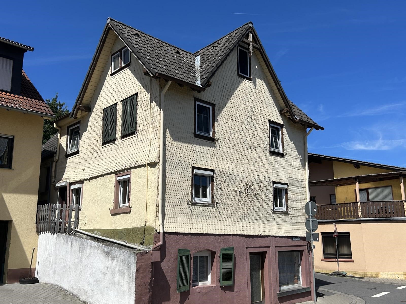 Günstiges, kleines Mietshaus mit guter Rendite. – Brombachtal – Vorschaubild 4