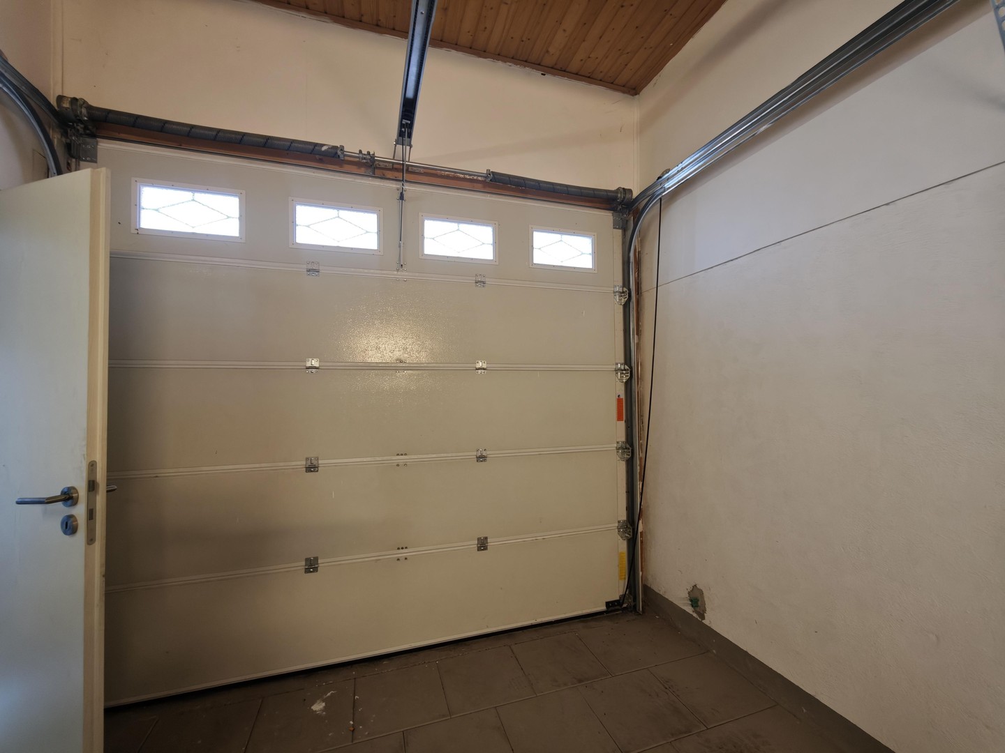 5-Familienhaus mit Ausbaupotential zum Verkauf – Tiefenbronn – Vorschaubild 22