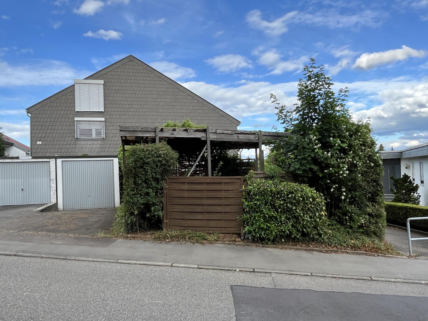 Reiheneckhaus mit Dachterrasse & Panoramablick – heller Traum für Familien – Weiler zum Stein – Vorschaubild 2