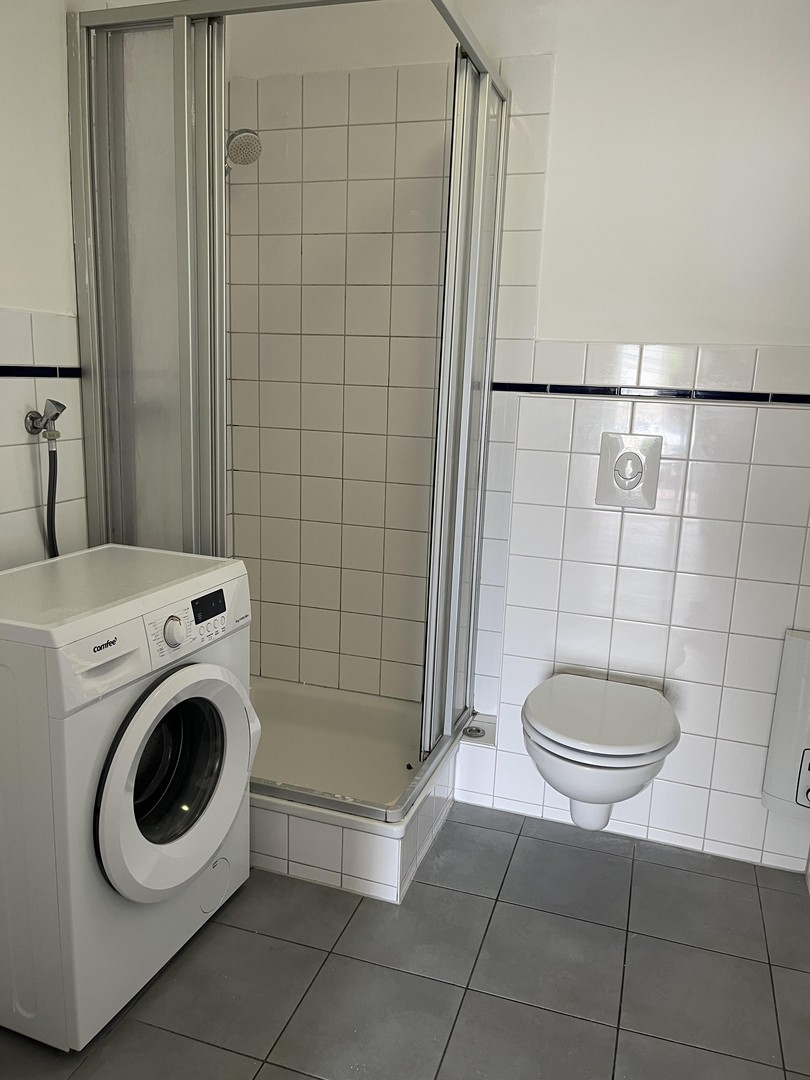 Kapitalanlage in Hamburg: 3 Wohneinheiten, zwei frisch renoviert, Faktor 17,5 – Hamburg – Vorschaubild 15