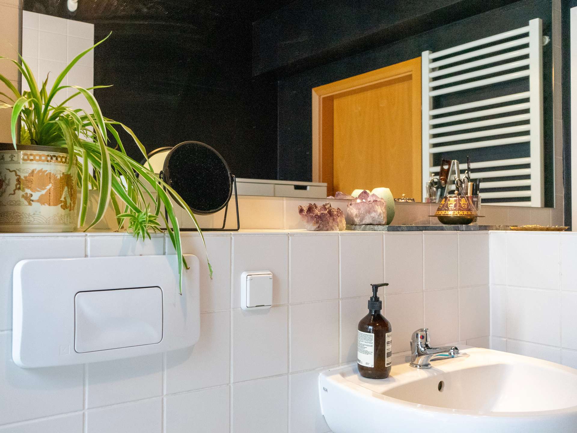Helle 1-Zimmer-Wohnung mit Südwest-Loggia zwischen Mitte und Kreuzberg – Berlin – Vorschaubild 4