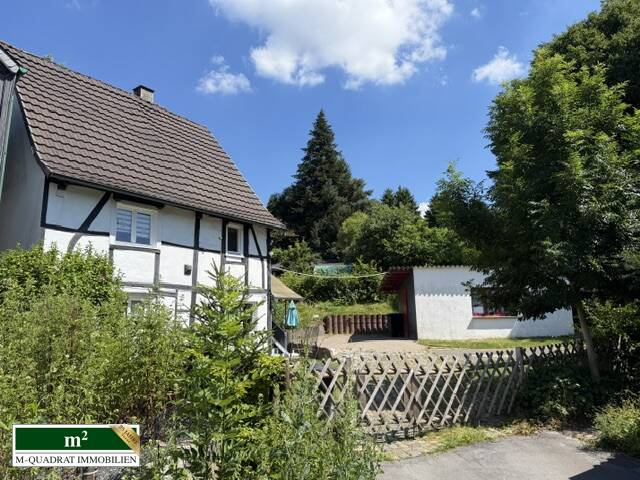 Fachwerkidylle im Doppelpack – schönes Gartengrundstück mit zwei vermieteten Häusern zu verkaufen!