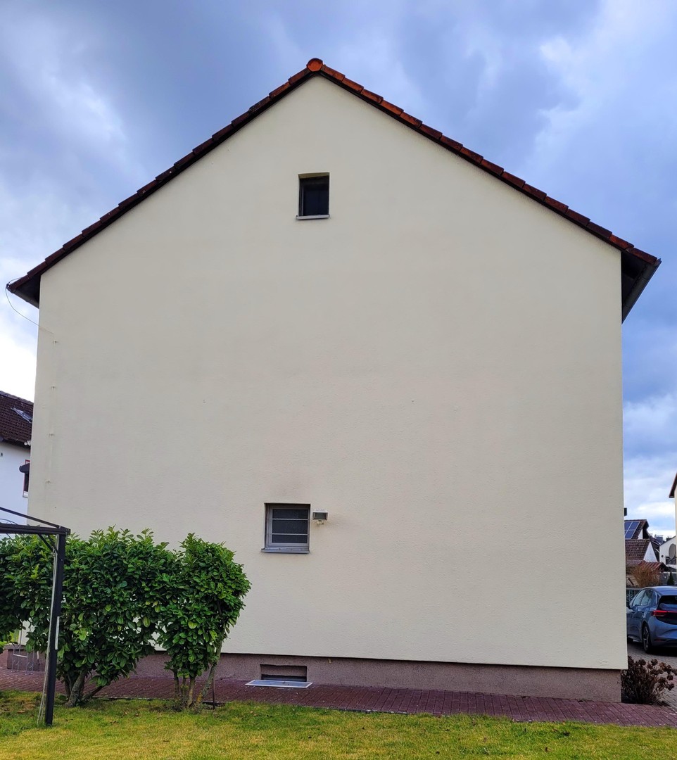 Freistehendes modernisiertes Zweifamilienhaus in Rumpenheim 7,5 Zimmer, 3 Bäder, gr. Garten, Garage – Offenbach Rumpenheim – Vorschaubild 4