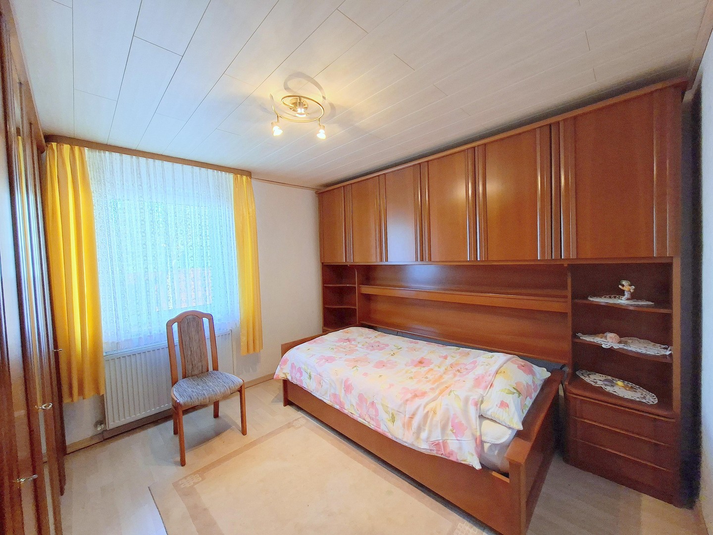 Freistehendes modernisiertes Zweifamilienhaus in Rumpenheim 7,5 Zimmer, 3 Bäder, gr. Garten, Garage – Offenbach Rumpenheim – Vorschaubild 11