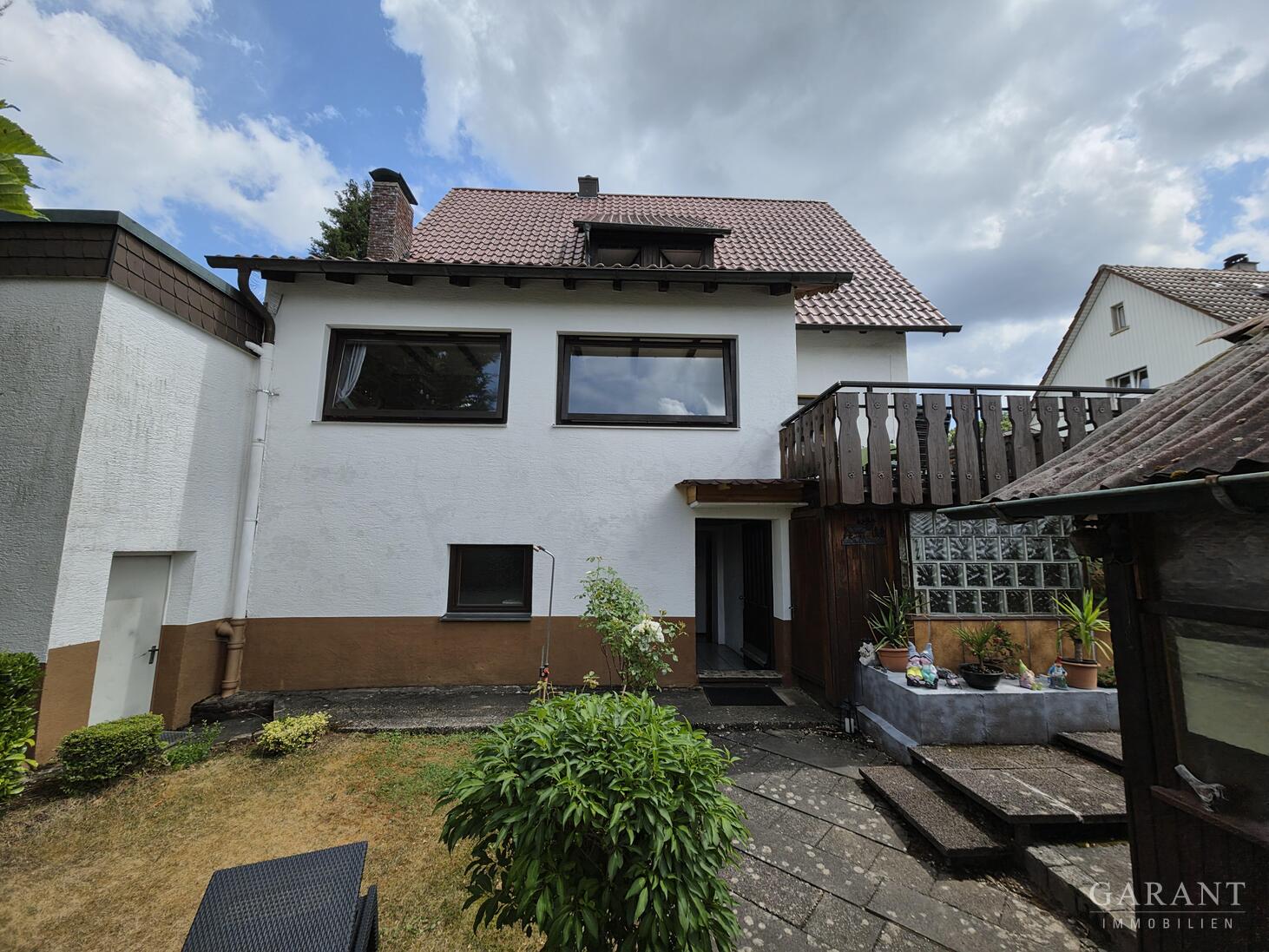 Freistehendes Einfamilienhaus mit großem Garten und herrlicher Aussicht in Pforzheim-Buckenberg – Pforzheim – Vorschaubild 3