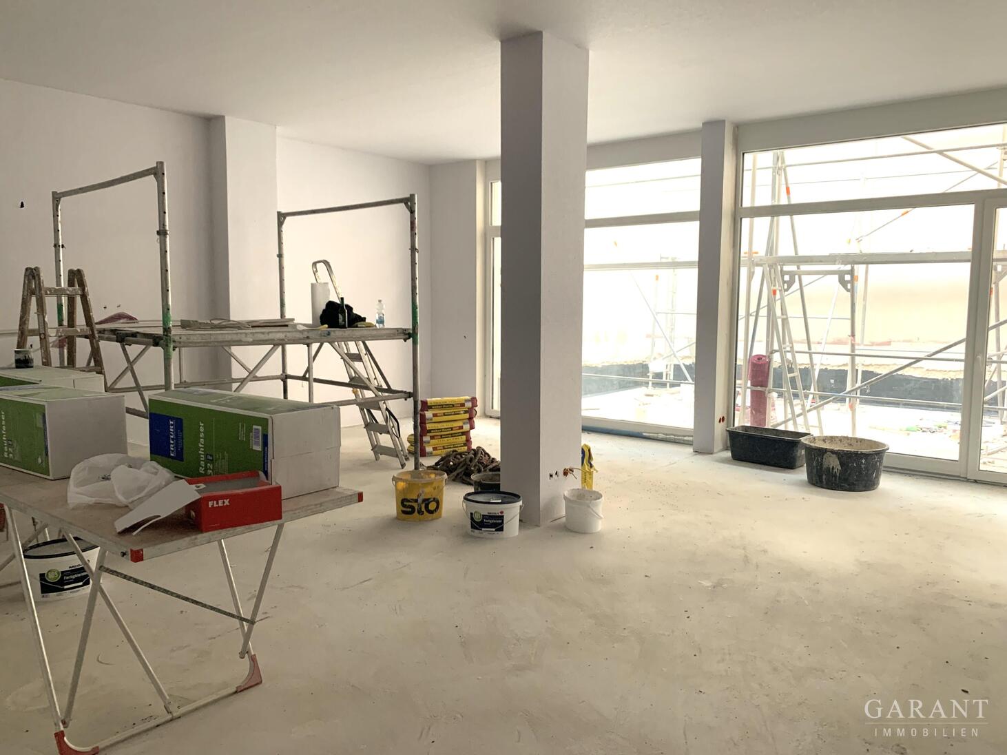 Sanierte, barrierearme Erdgeschosswohnung mit 40 qm Terrasse und hohen Räumen – Karlsruhe – Vorschaubild 5