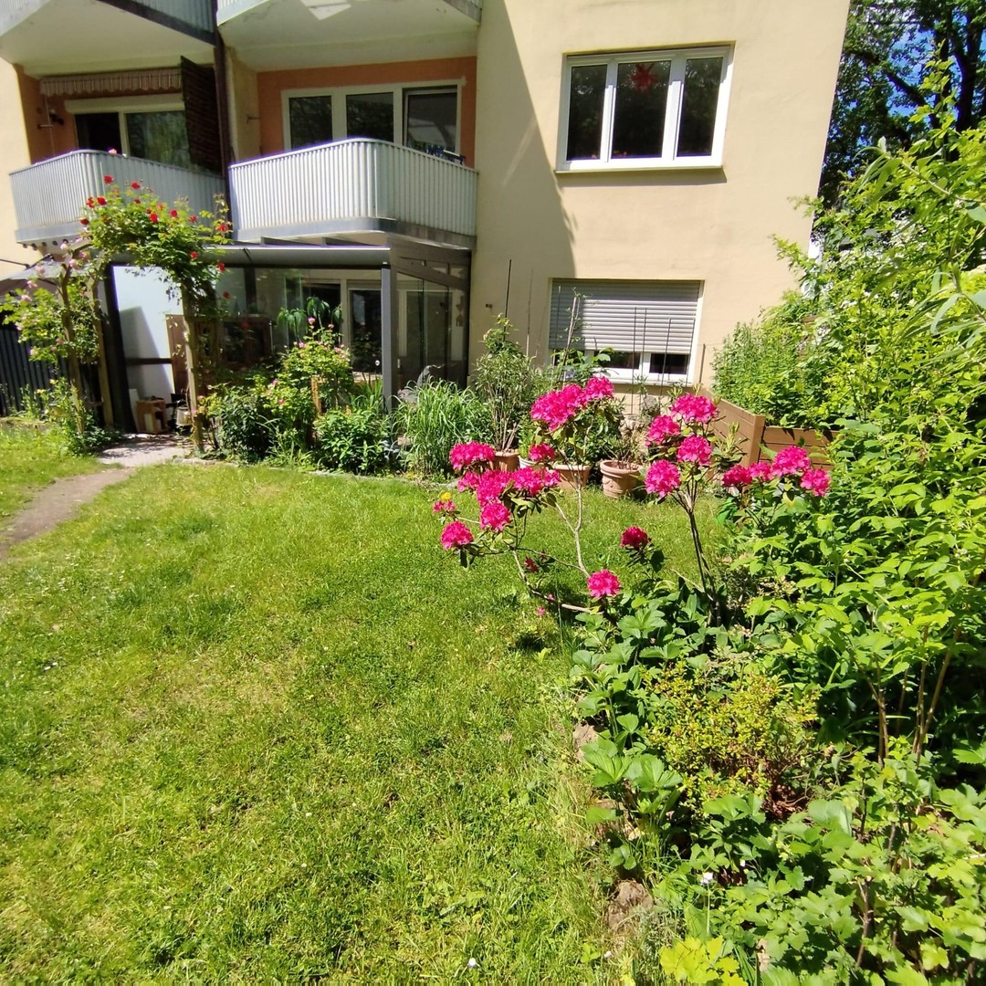 Schöne 3,5-Zimmer Wohnung mit Blick ins Grüne in Langwasser