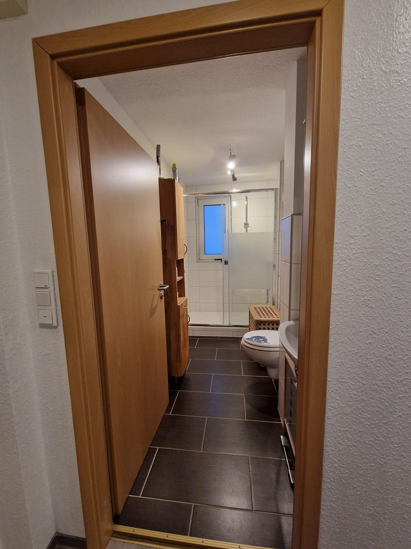 Schöne 3,5-Zimmer Wohnung mit Blick ins Grüne in Langwasser – Nürnberg – Vorschaubild 2