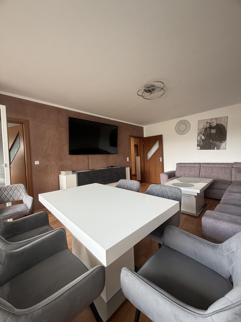 3-Zimmer Wohnung in vorteilhafter Lage in Wiesbaden mit EBK und TG Stellplatz – Wiesbaden – Vorschaubild 3