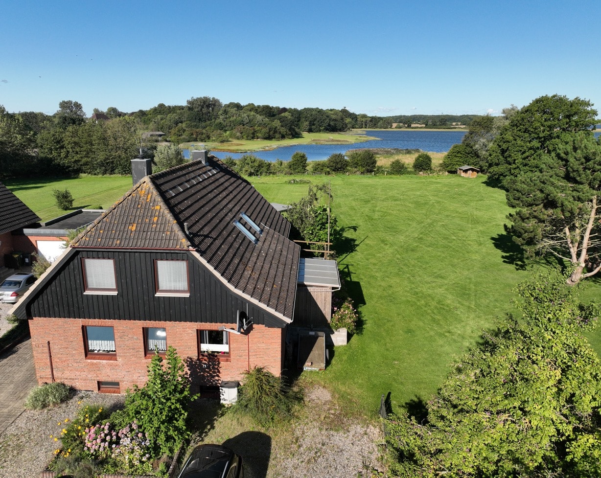 Gepflegtes Einfamilienhaus mit Einliegerwohnung, PV-Anlage und Weitblick über die Schlei! – Kappeln – Vorschaubild 2