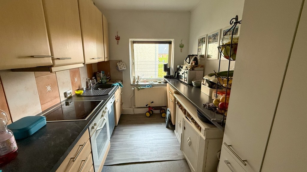 Wohnhaus mit viel Wohnfläche, Doppelgarage mit Abstellraum und Terrasse in Munkwolstrup – Oeversee – Vorschaubild 12