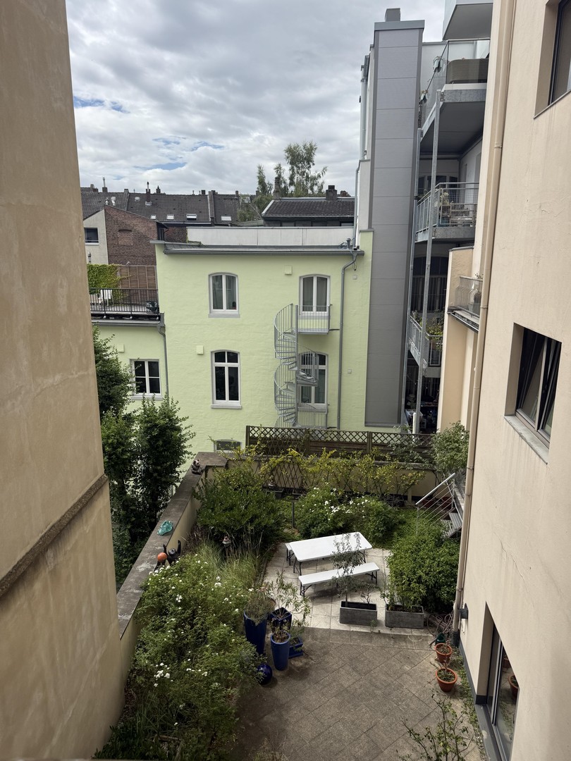 Viel Platz für Zuhause oder Praxis in Unterbilk – Düsseldorf – Vorschaubild 4