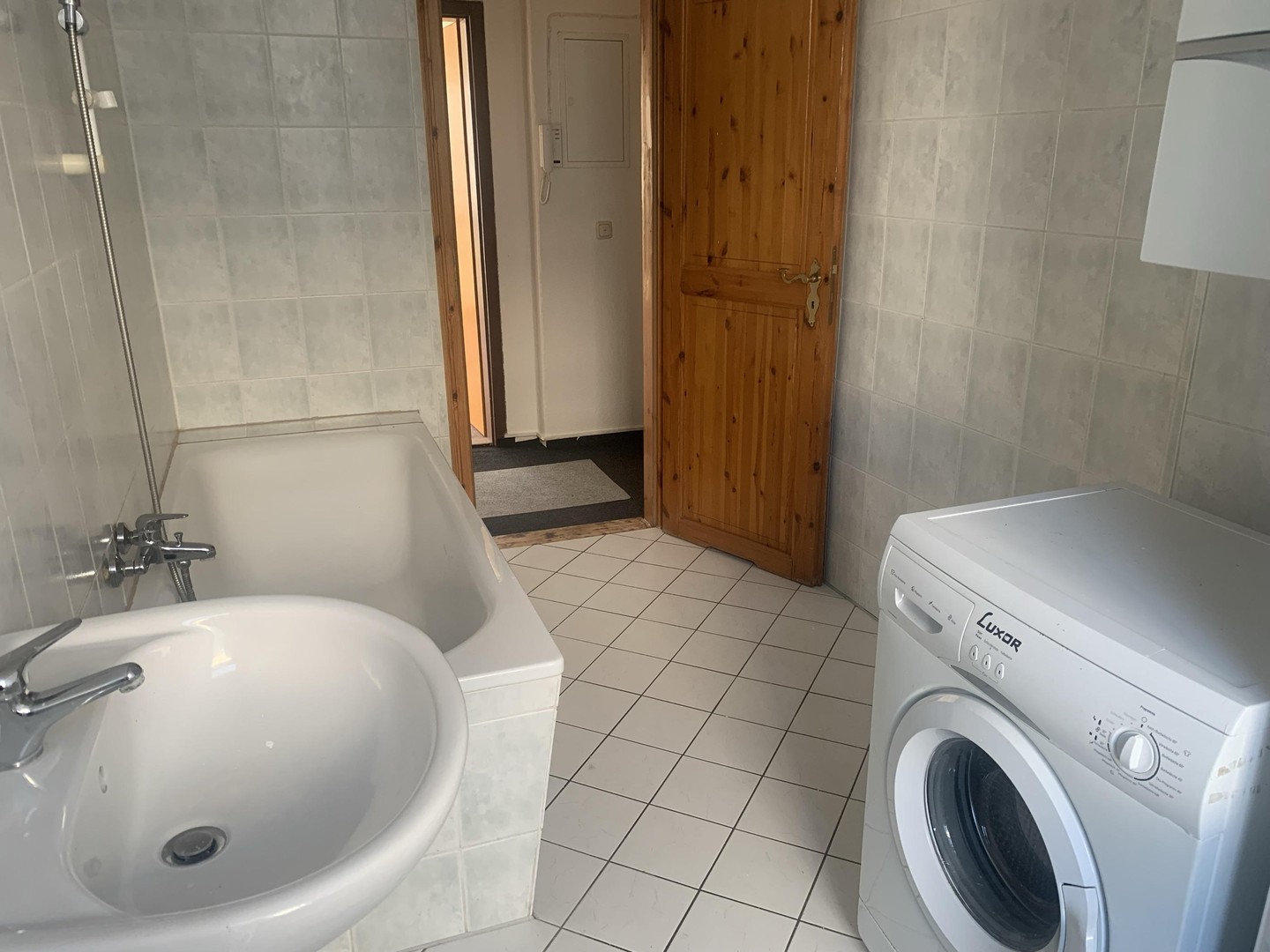37,5 qm Altbau-Charme in schöner, ruhiger, aber noch zentraler Lage – Magdeburg – Vorschaubild 6