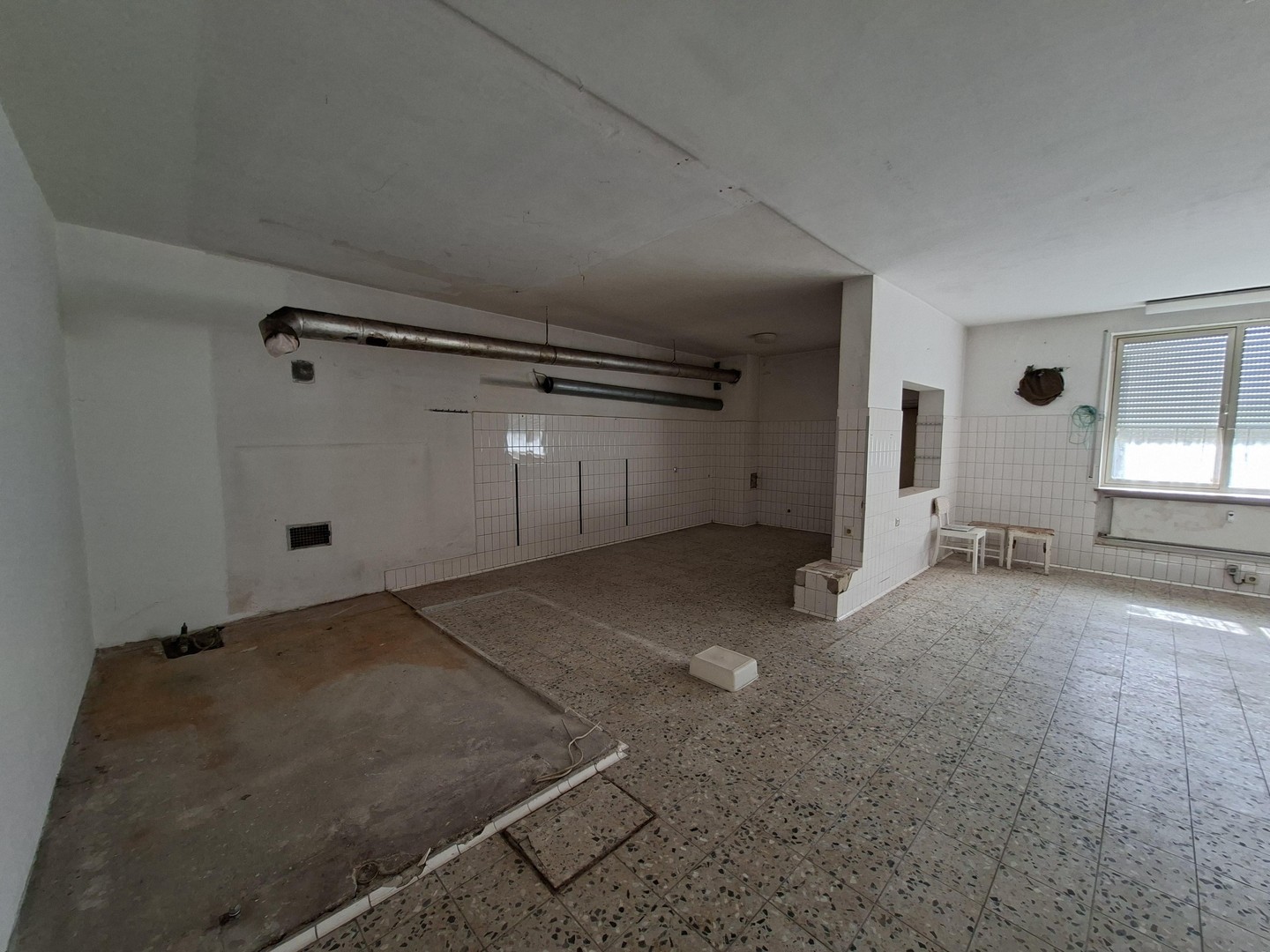 Wohn-/Geschäftshaus mit 2 Wohneinheiten, ehem. Bäckereifachgeschäft und Gewerbe-/Nutzflächen – Münchsmünster – Vorschaubild 45