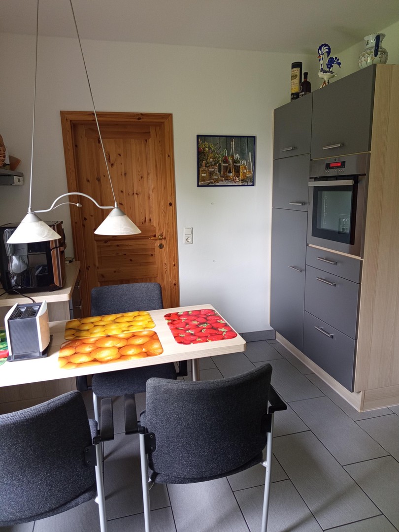 Provisionsfrei! Attraktiver Resthof, Einliegerwohnung, Ferienapartments, großer Halle und Hausweide – Averlak – Vorschaubild 9
