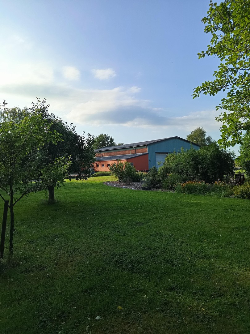 Provisionsfrei! Attraktiver Resthof, Einliegerwohnung, Ferienapartments, großer Halle und Hausweide – Averlak – Vorschaubild 45