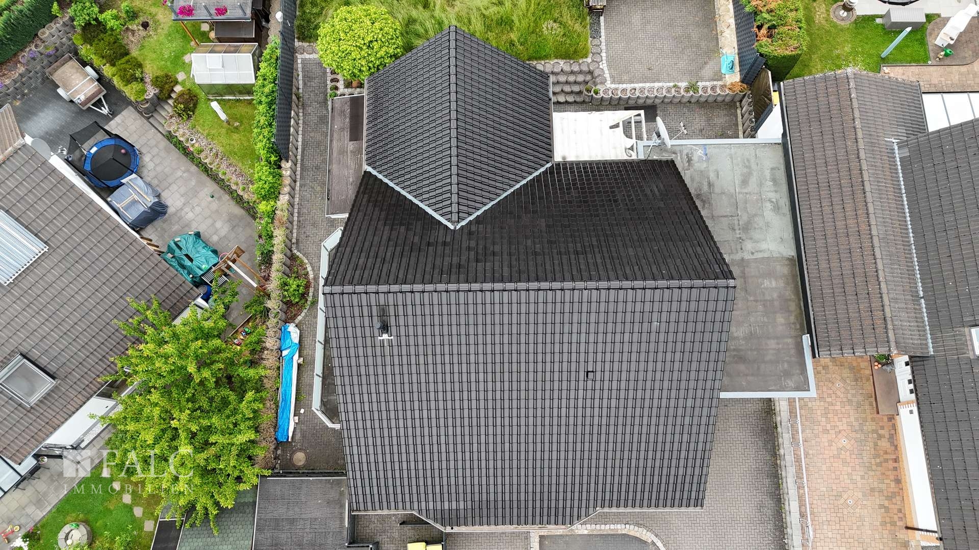 Ein Paradies für eine große Familie im Blumenviertel in Nümbrecht – Nümbrecht – Vorschaubild 3