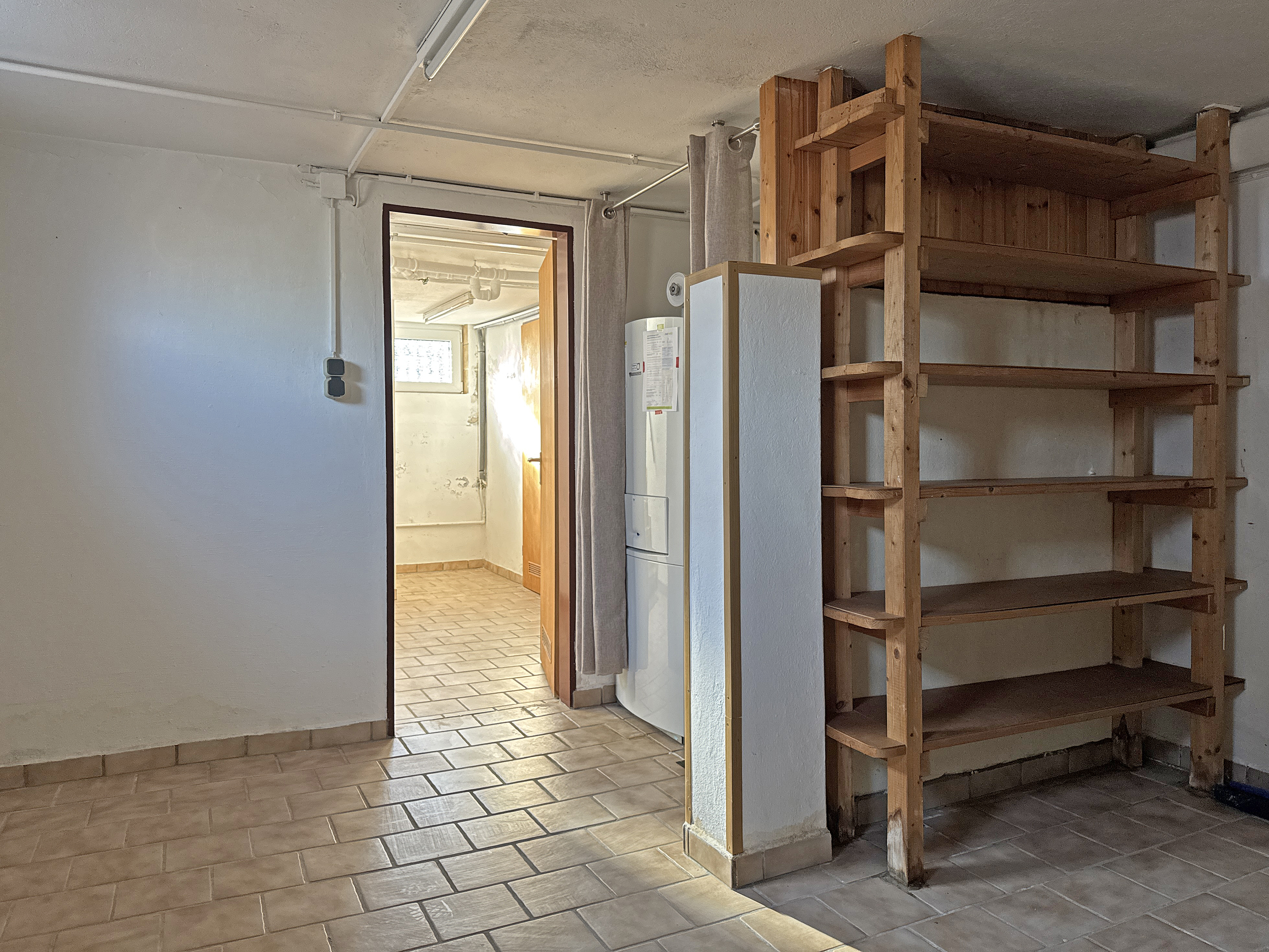 Ruhige Lage in Jever: Charmantes Haus mit viel Nutzfläche und kleinen Schönheitsfehlern! – Jever – Vorschaubild 16