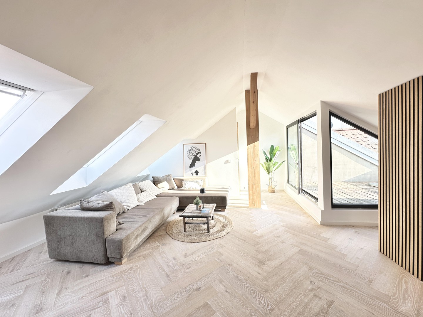 Neuwertige 2-Zi.-Dachgeschosswohnung mit Terrasse und Blick zur Uferpromenade Fürth – Fürth – Vorschaubild 2