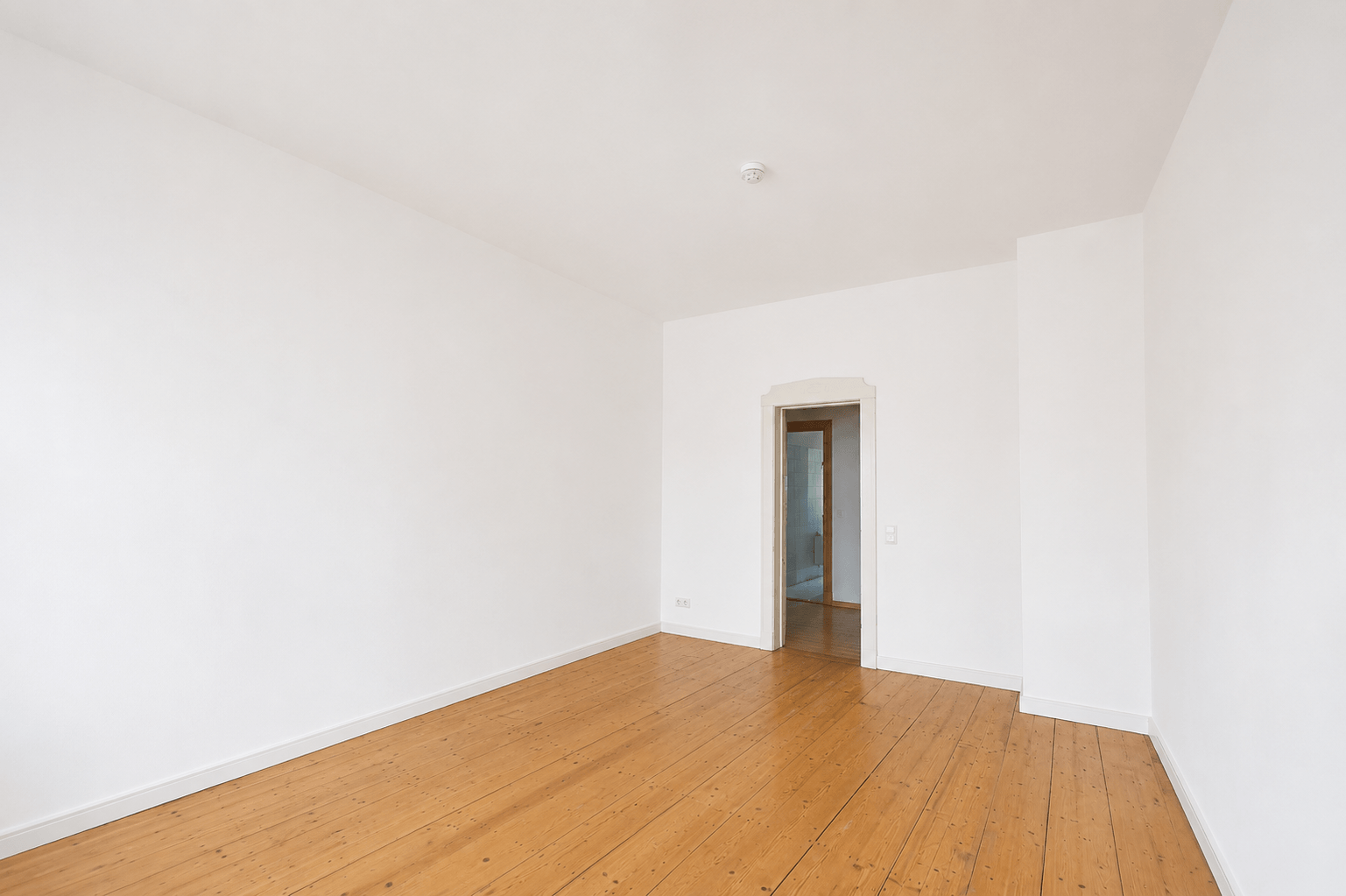 BEZUGSFREI ! SCHLEUSSIG - für Selbstnutzer! 3-Zimmer-Wohnung mit Balkon und Tageslichtbad – Leipzig – Vorschaubild 5