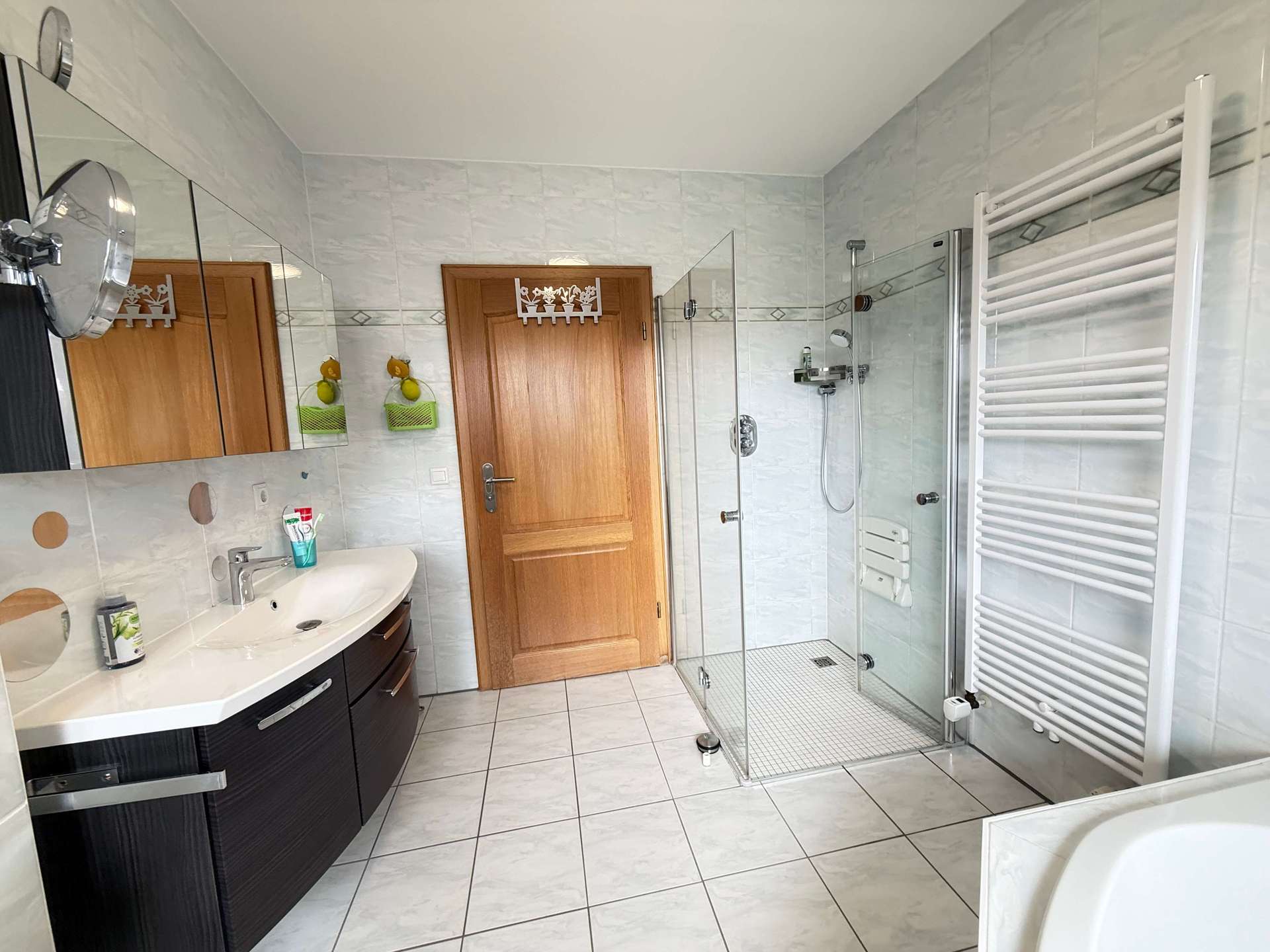 Käufer Provisionsfrei! Top Wohnqualität in ruhiger Lage – Winkelwalmdachbungalow mit Charme – Kluse – Vorschaubild 29