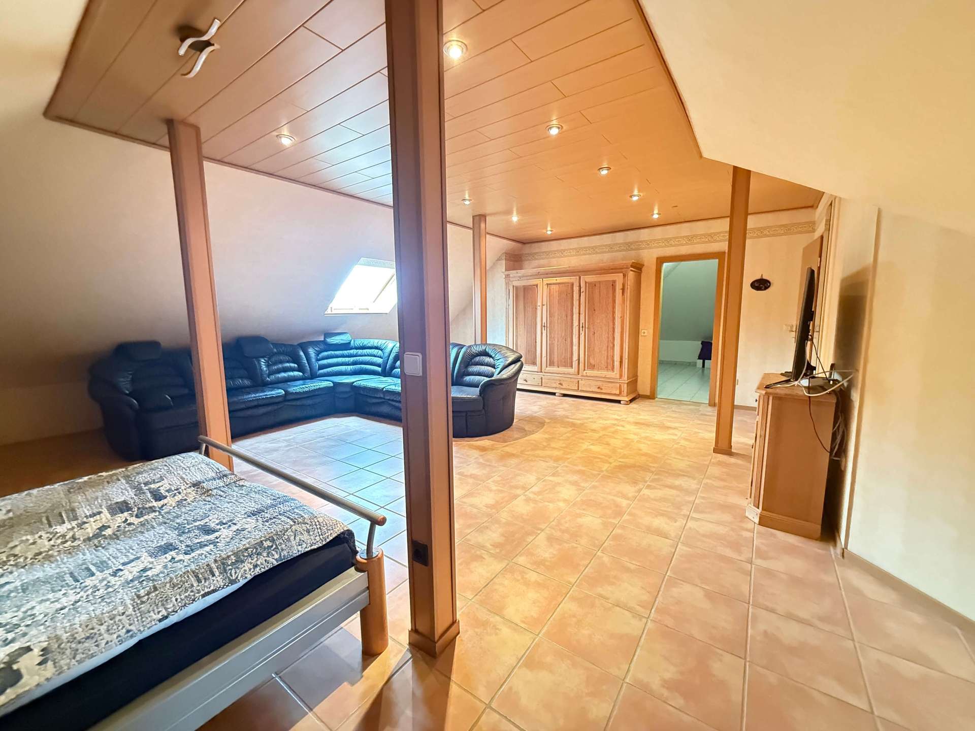 Käufer Provisionsfrei! Top Wohnqualität in ruhiger Lage – Winkelwalmdachbungalow mit Charme – Kluse – Vorschaubild 36