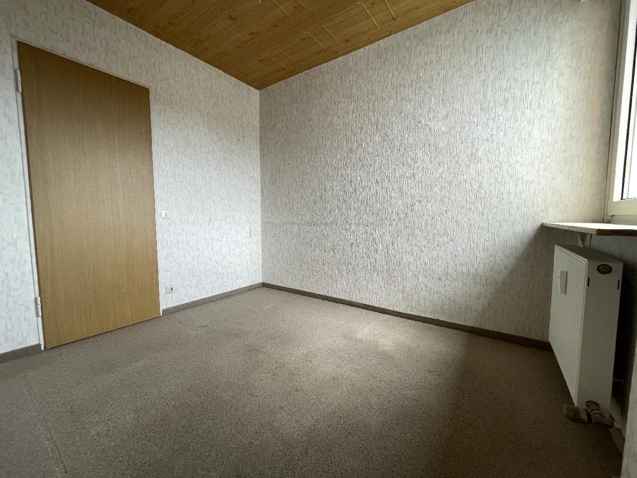 Renovieren, gestalten, einziehen - 3-Zimmerwohnung mit Aufzug und Panoramablick – Bietigheim-Bissingen – Vorschaubild 5
