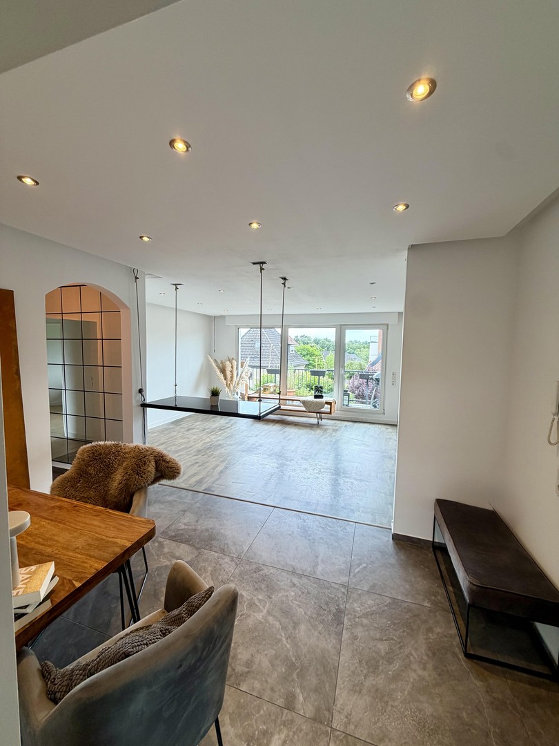 Bezugsfreie 3,5-Zimmer-Wohnung mit Südbalkon, Garage+neuem Bad in Barop