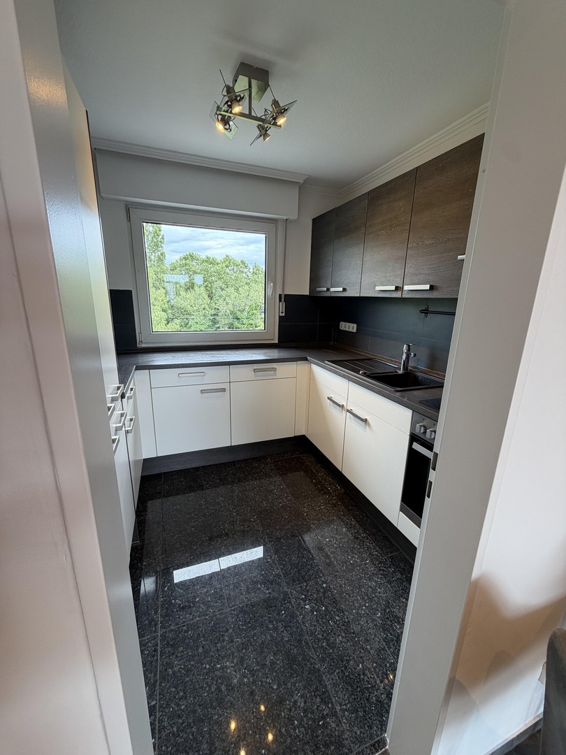 Bezugsfreie 3,5-Zimmer-Wohnung mit Südbalkon, Garage+neuem Bad in Barop – Dortmund – Vorschaubild 10