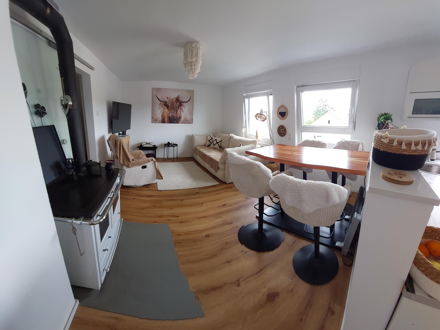 Wohnen wie im Haus: 4,5-Zimmer-Maisonette mit Garten, Sauna, Garage und Aussicht bis zum Funkturm – Karlsruhe – Vorschaubild 2