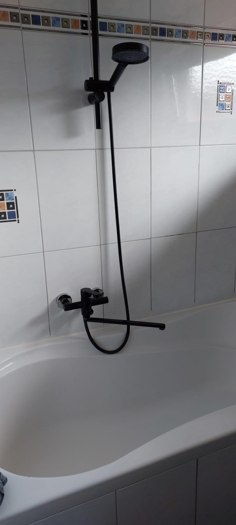 Wohnen wie im Haus: 4,5-Zimmer-Maisonette mit Garten, Sauna, Garage und Aussicht bis zum Funkturm – Karlsruhe – Vorschaubild 18