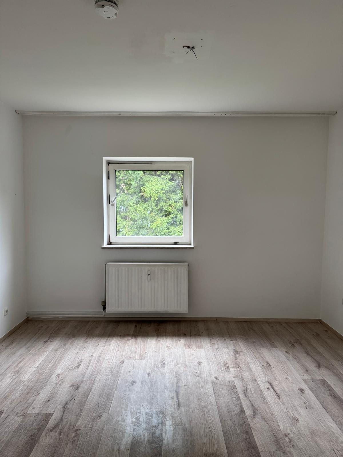 Ankommen & Wohlfühlen: Helle 3-Zimmer-Wohnung mit Blick ins Grüne – Salzgitter – Vorschaubild 3