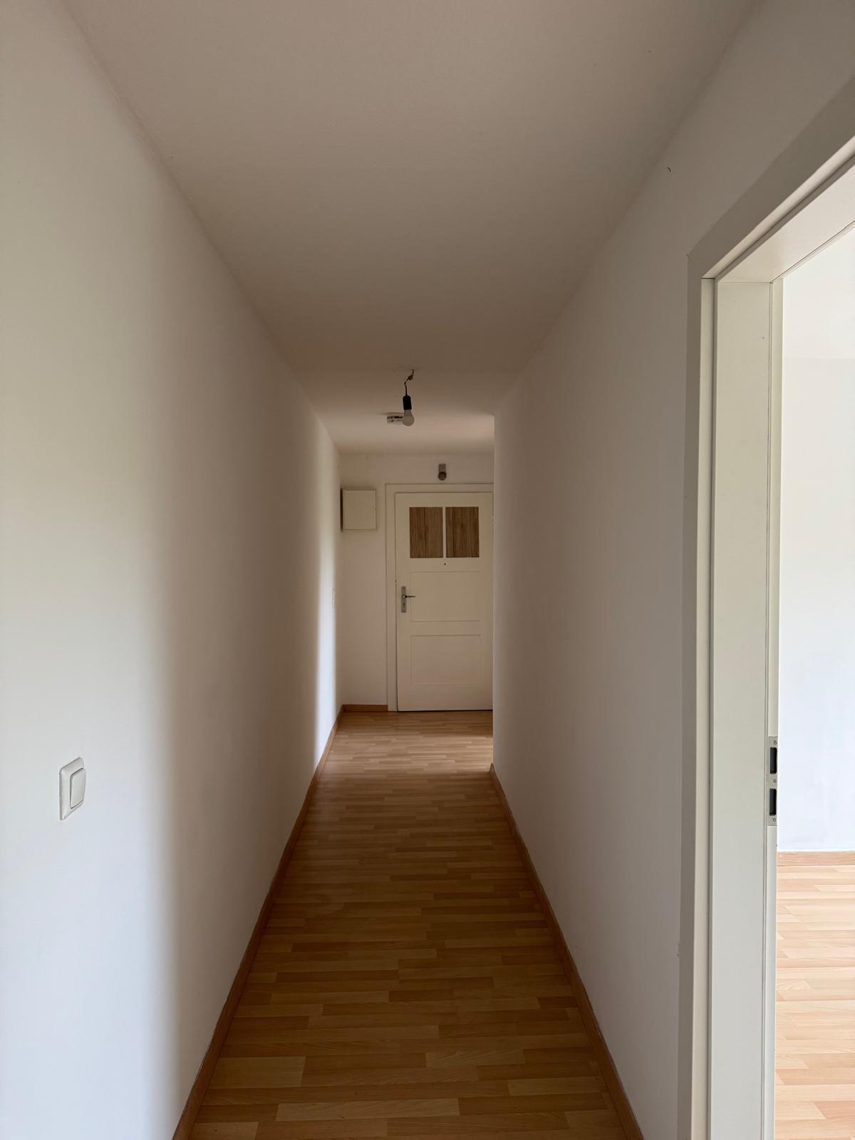 Charmante 2-Zimmer Wohnung im Dachgeschoss mit geräumigem Badezimmer – Salzgitter – Vorschaubild 8