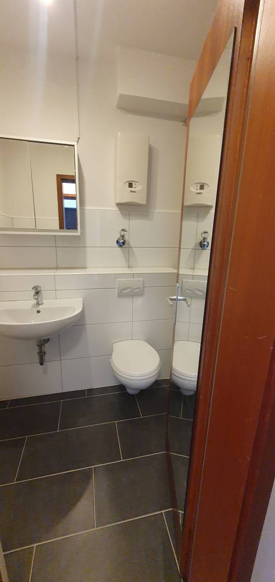 Kleines, renoviertes Apartment in gepflegter WEG unweit vom Gräfrather Marktplatz – Solingen – Vorschaubild 6