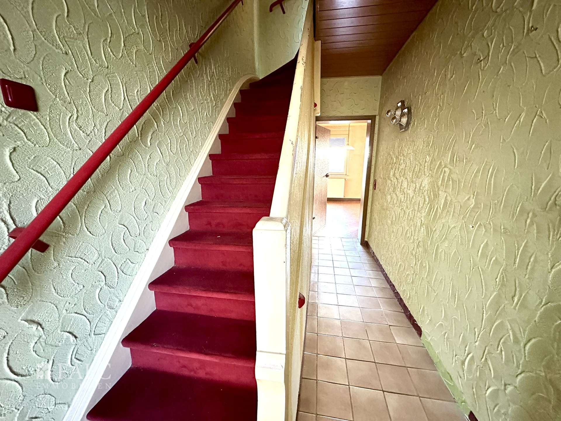 Sonniges Familienhaus mit Garten, Garage & ELW! – Quierschied – Vorschaubild 9