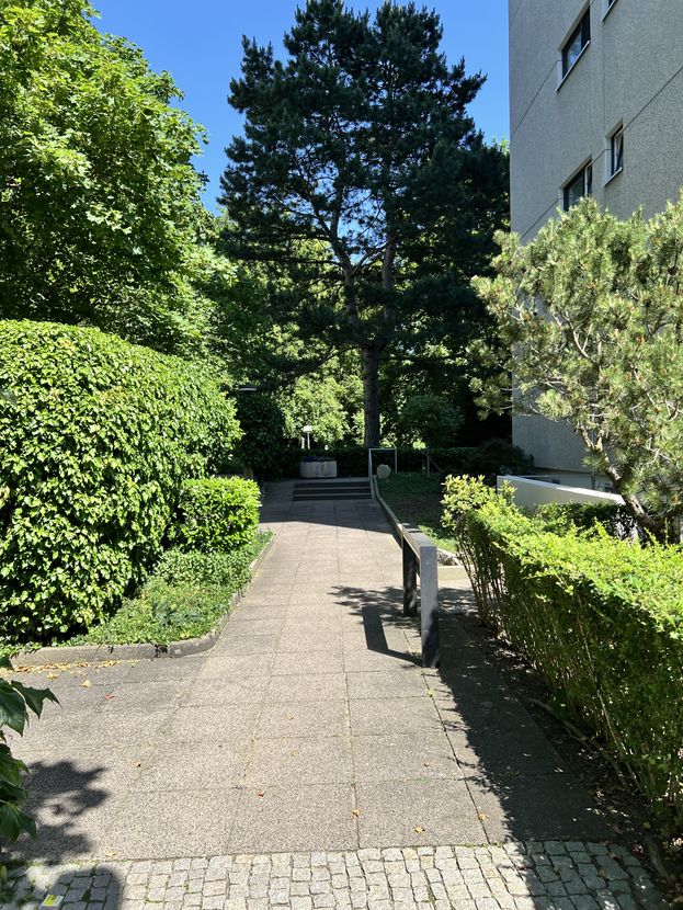 Rüppurr +++ Renovierte 3,5 ZI ETW mit neuer Einbauküche und Sonnenbalkon mit phantastischer Aussicht – Karlsruhe, Baden – Vorschaubild 39