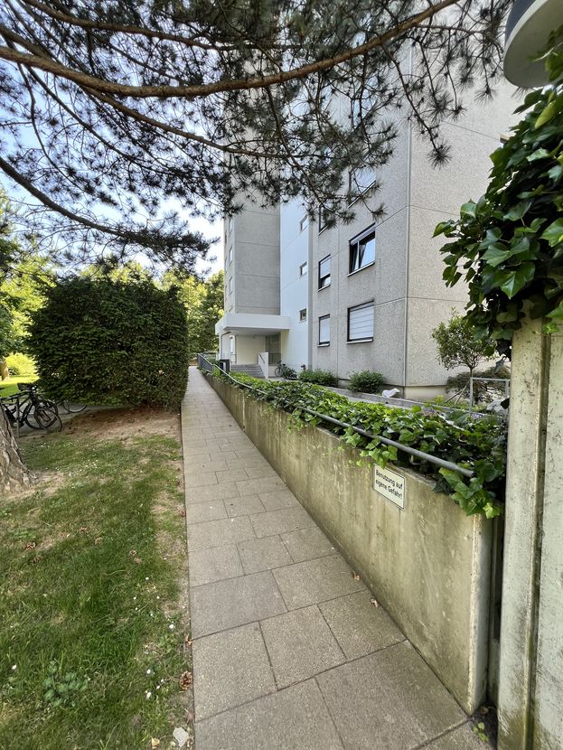 Rüppurr +++ Renovierte 3,5 ZI ETW mit neuer Einbauküche und Sonnenbalkon mit phantastischer Aussicht – Karlsruhe, Baden – Vorschaubild 42