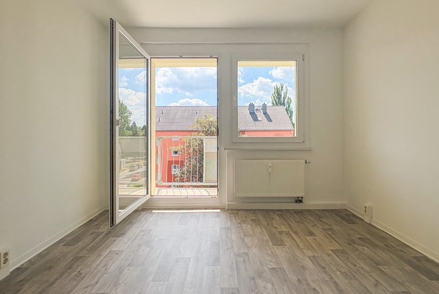 Raus aus dem Trubel: Helle Wohnung im grünen Wohnumfeld! – Chemnitz – Bild 1 von 8