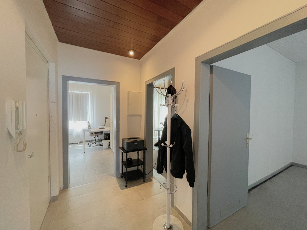 Preiswerter Einstieg! Ideal für Immobilien-Anfänger oder einfach für "zwischendurch"! – Bielefeld – Vorschaubild 2