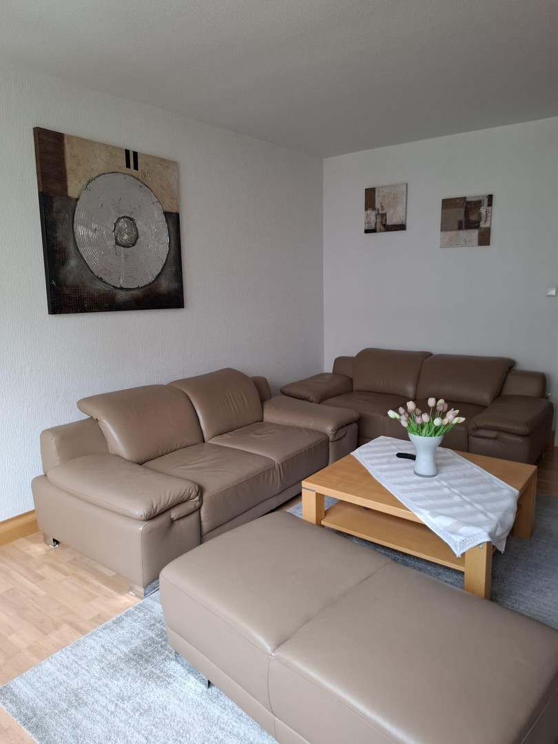 78QM Wohnung - 2 Schlafzimmer, Balkon, Badezimme mit Wanne – KRefeld – Vorschaubild 11