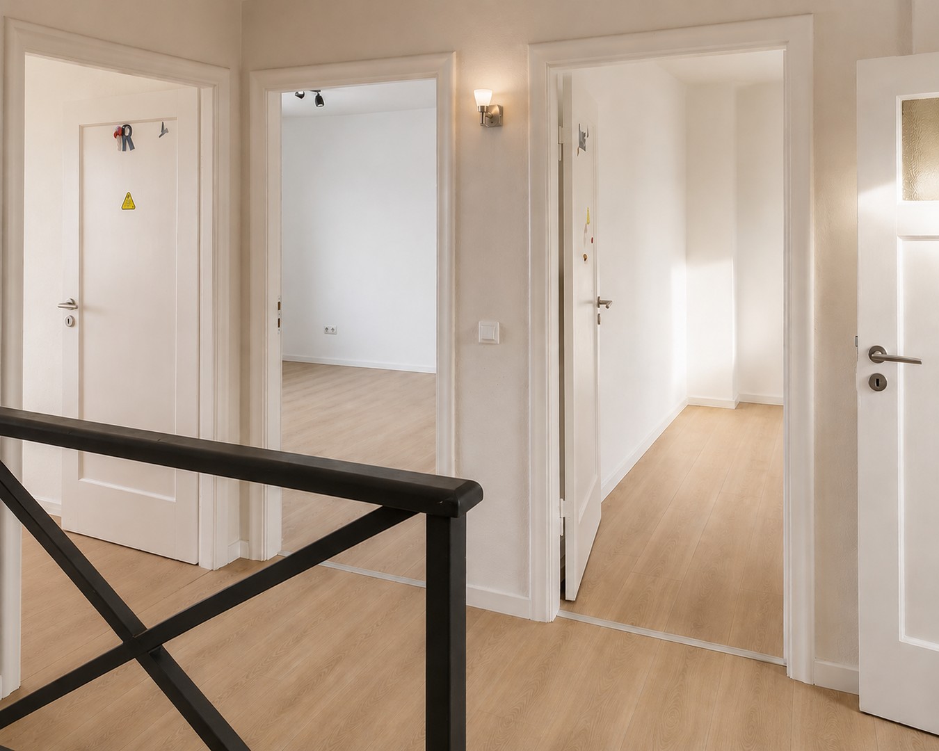 146 m² Wohnkomfort | Frisch renoviert | Garten | Balkon | 8 Zimmer - provisionsfrei – Bremerhaven – Vorschaubild 8